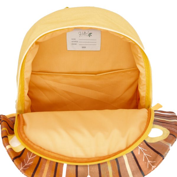 minola golden necklace