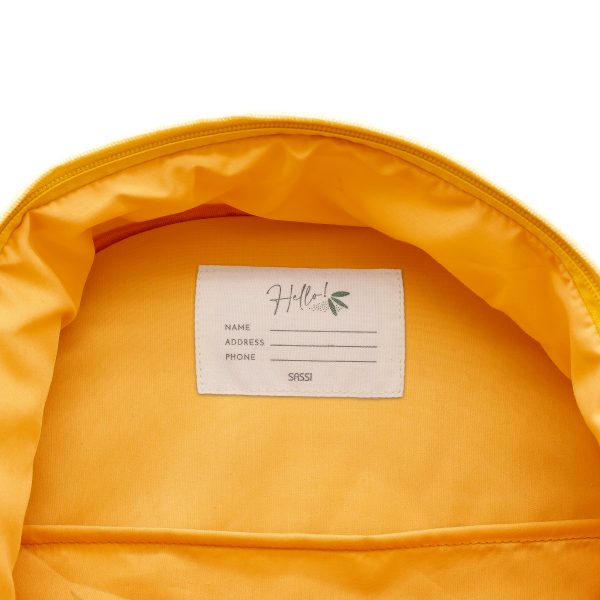 minola golden necklace